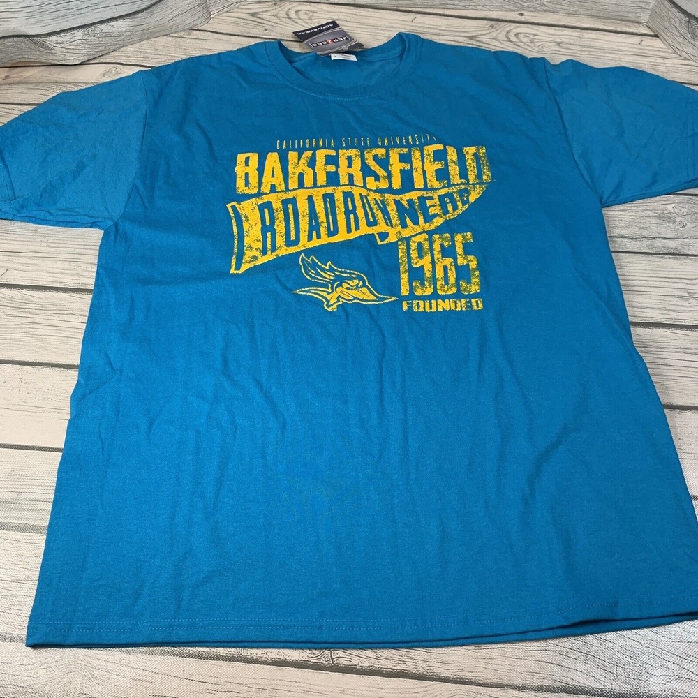 California State University Bakersfield T-Shirt Large Road Runners CSUB Blue NEW